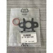 Сальники на впускных патрубках