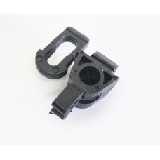 Клипса тросика капота